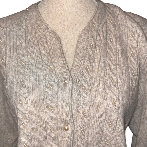 Lauren Cole Petites Women’s Cardigan Size Med P Lambswool Angora Nylon Beige - Picture 2 of 6